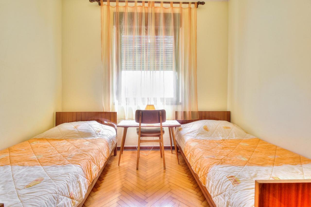 Lovric House With Apartments Umag Extérieur photo