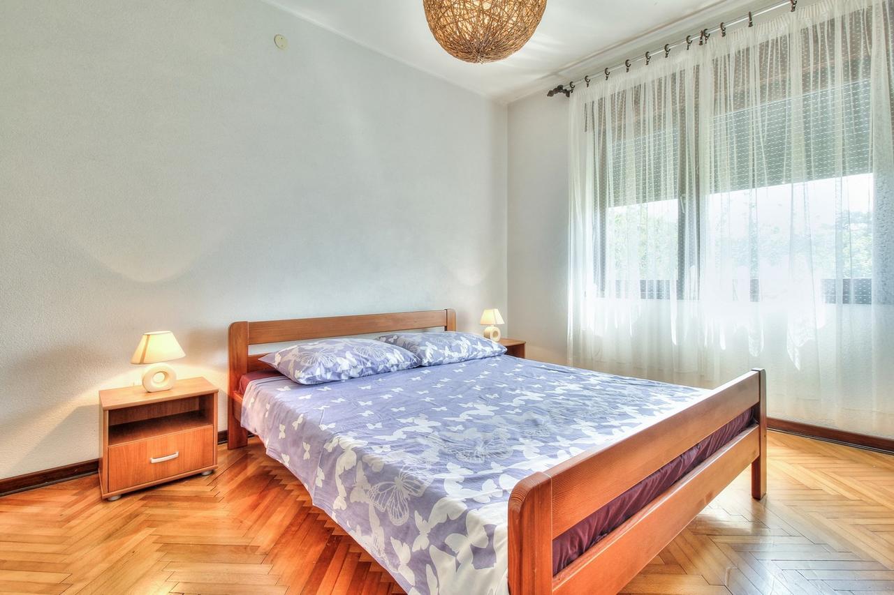 Lovric House With Apartments Umag Extérieur photo